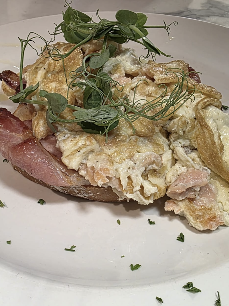 Scrambled Egg on Toast with Bacon